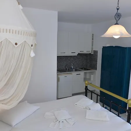 Kalimera Pensión 3*