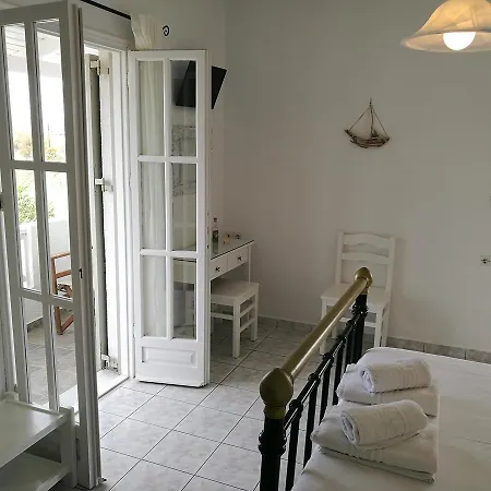 Pensión Kalimera 3*